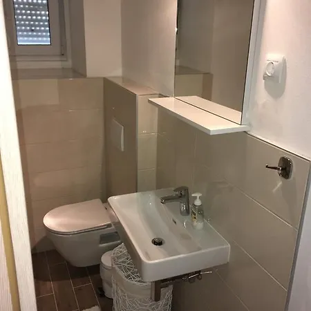 Apartment Elena *